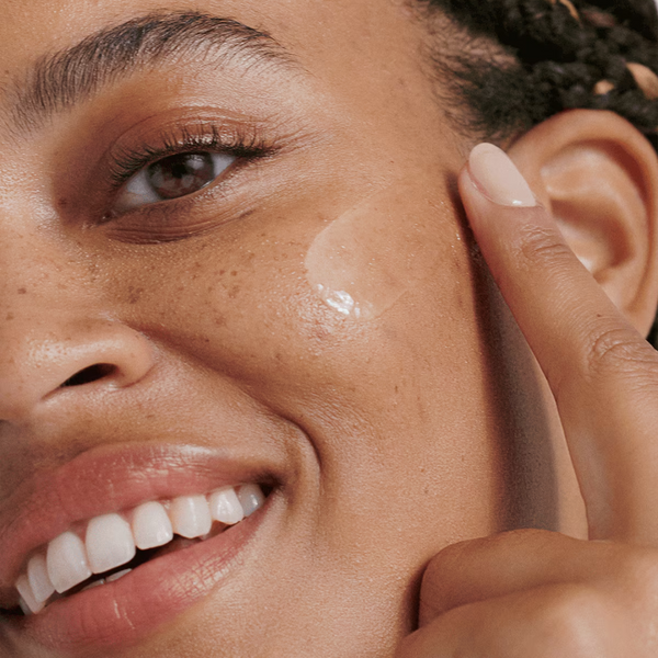 Clinique مصحح البقع الداكنة من سلسلة Even Better Clinical 50ml