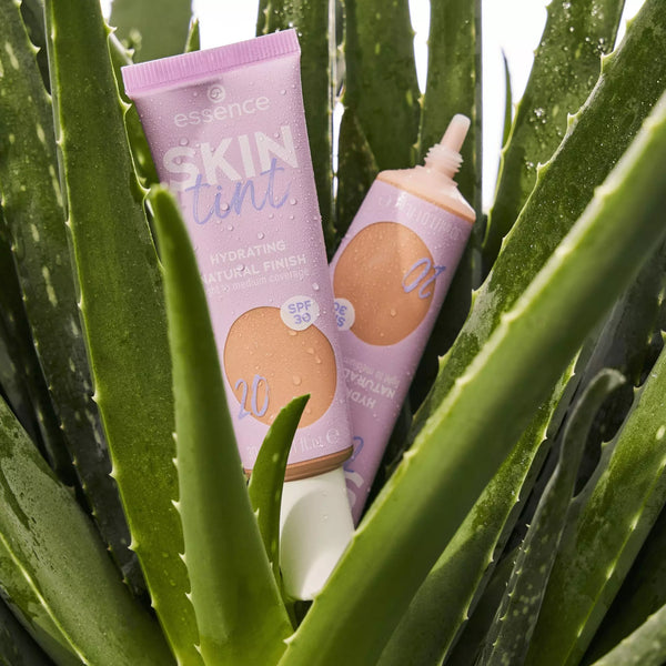 Essence Essence Skin Tint Moisturizing Foundation