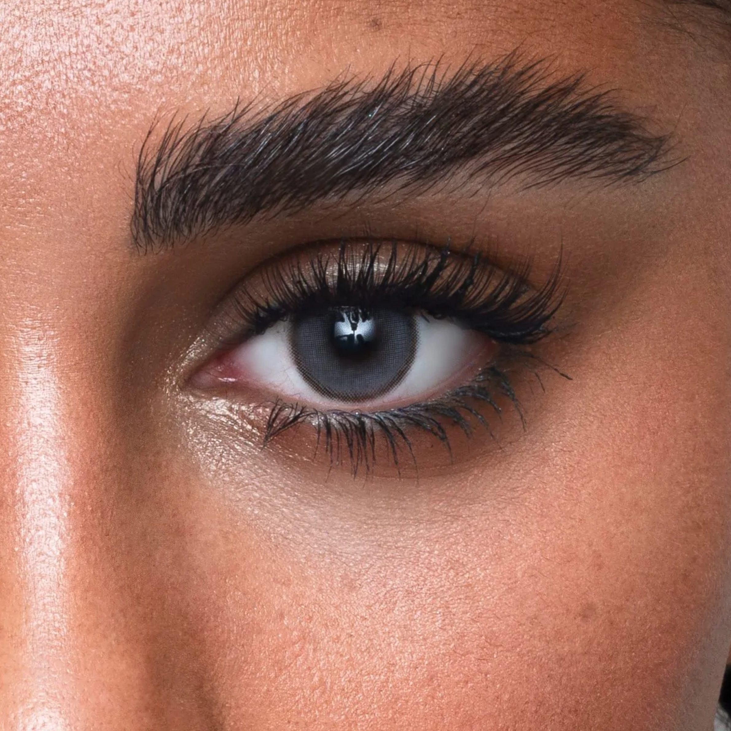 العراق | Eyekiss | Eyekiss عدسات لاصقة ملونة بدرجة ذا جرايست – feel22iraq
