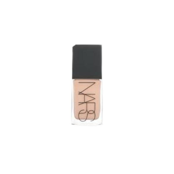 NARS كريم أساس فاتح